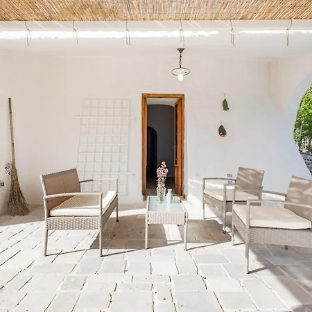 Trullo Bella Vista With Patio & Parking